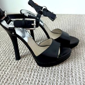 Michael Kors Heels size 9